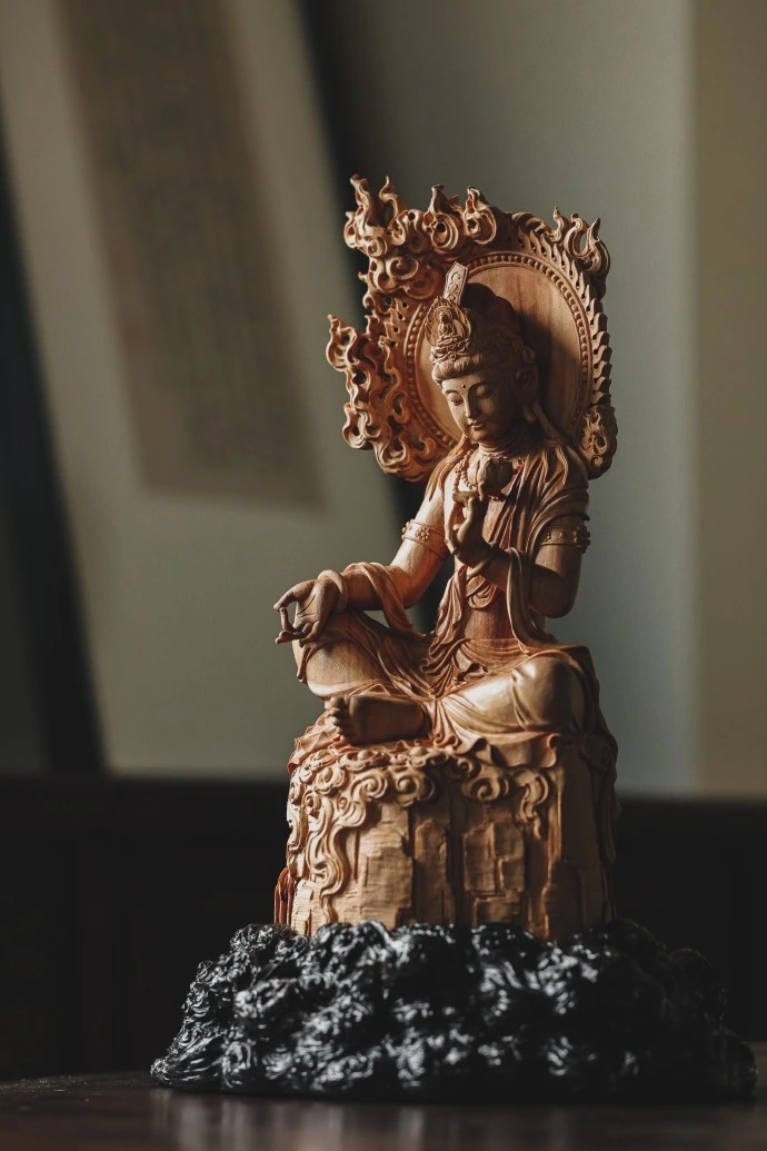 Feng Shui products – Guanyin figurine symbolizing compassion and clarity