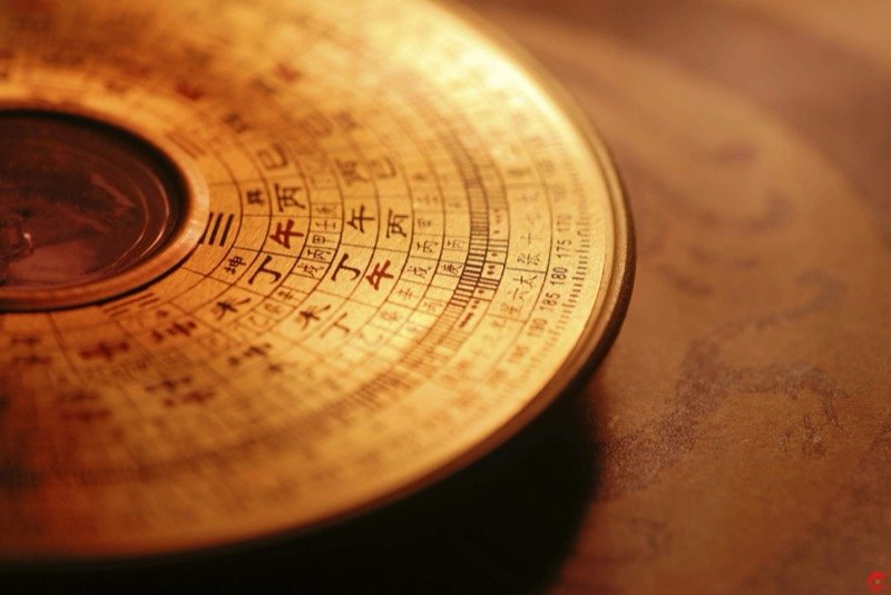 feng shui tools - professional feng shui guide with tools and practical recommendations