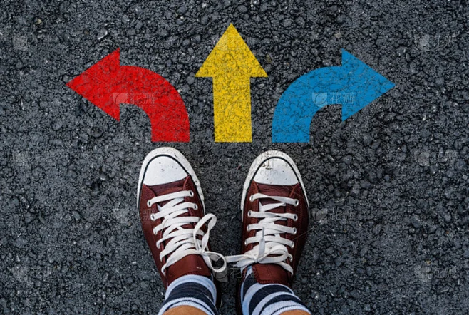 Why You Suddenly Feel Alone in Your Relationship — and How a Relationship Reading Reveals the Truth